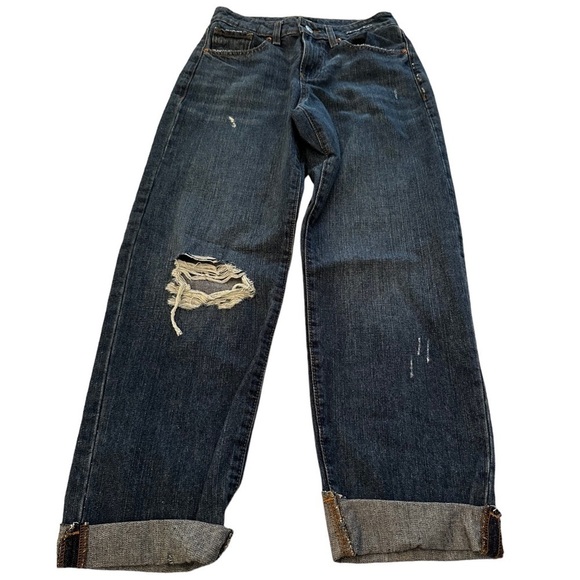 Express NWOT Mid Rise Ripped Cuffed Boyfriend Jeans - Picture 1 of 7